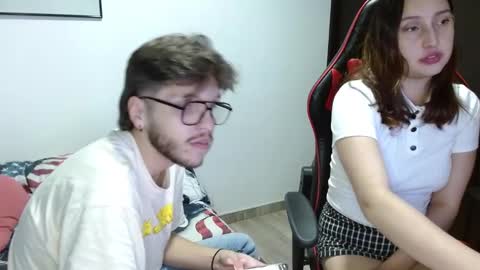 ethan and eve online show from January 6, 1:31 am