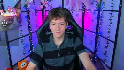 Snapshot of ethansinful chatting on September 20, 6:05 am Ethan online show from September 20, 6:05 am