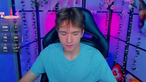 Snapshot of ethansinful chatting on September 16, 6:05 am Ethan online show from September 16, 6:05 am