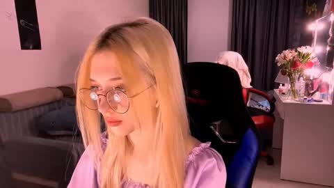 Tali online show from February 18, 1:11 pm