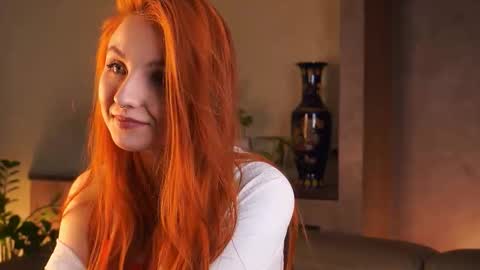 Snapshot of eugenecristino chatting on October 13, 1:13 pm Lillie here and its my first day online show from October 13, 1:13 pm