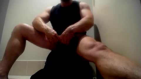 Snapshot of eurobullmuscle chatting on September 29, 11:31 am euro bull online show from September 29, 11:31 am