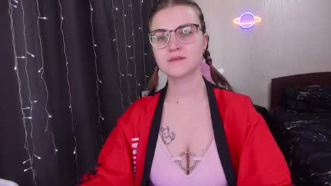 Snapshot of eva_orchid chatting on February 21, 10:07 am Eva online show from February 21, 10:07 am