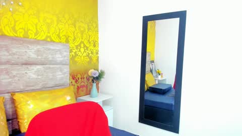  Eva  online show from October 8, 1:28 pm