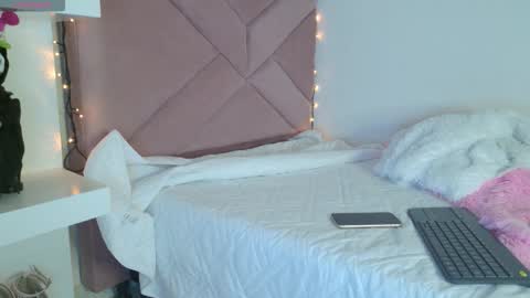 Eva Sin online show from March 5, 11:25 pm