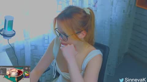 Snapshot of eva_sinn chatting on February 26, 4:27 pm Hi there i am Eva and i wish create a nice community with you so join my Ticket Show for more pleasure online show from February 26, 4:27 pm
