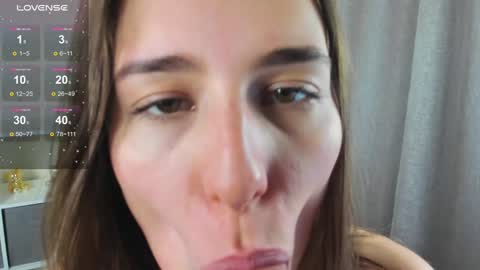 eva_toy online show from February 3, 9:30 am