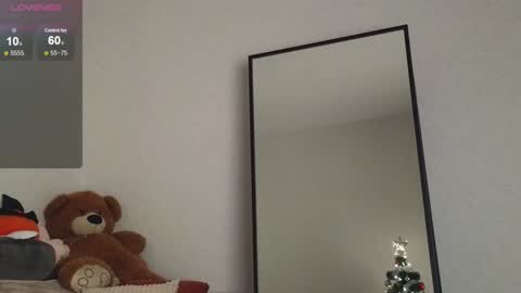 Snapshot of eva_vex chatting on January 3, 2:51 pm Hello Im Eva online show from January 3, 2:51 pm