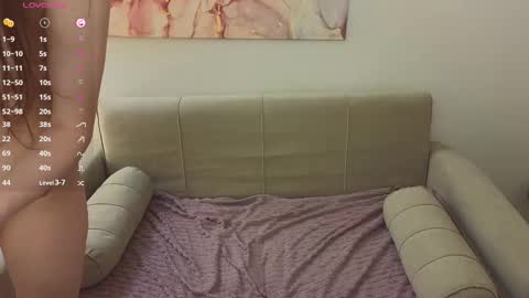 Snapshot of eva_willise chatting on February 12, 7:02 pm Hi Im Eva new here online show from February 12, 7:02 pm