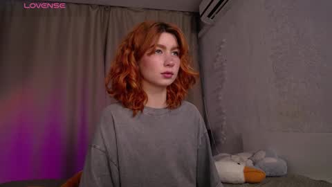 Snapshot of evaa_moonn_ chatting on November 2, 7:08 am Eva online show from November 2, 7:08 am