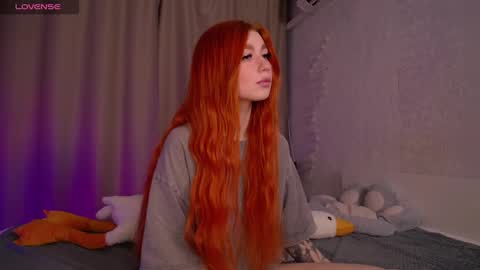 Snapshot of evaa_moonn_ chatting on December 13, 2:05 pm Eva online show from December 13, 2:05 pm