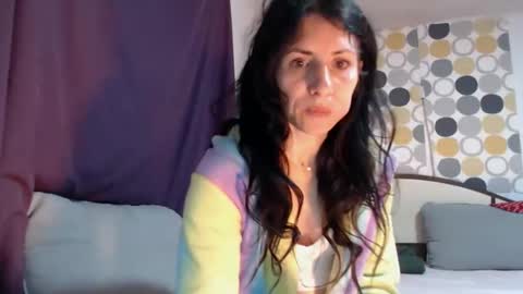 Snapshot of evacrisxxx chatting on October 21, 2:16 am hornycrissyyourlove online show from October 21, 2:16 am