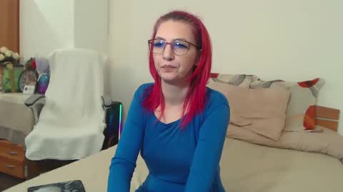Snapshot of evadesireone chatting on February 20, 6:24 pm EvadesireONE online show from February 20, 6:24 pm