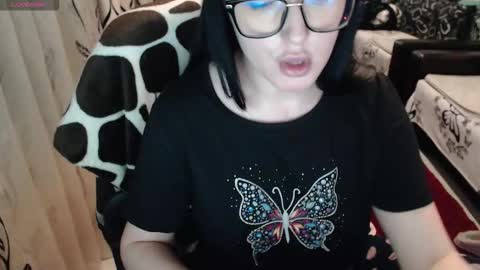 EVADREAM online show from March 22, 3:49 pm