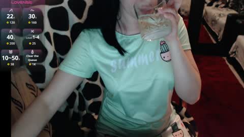 EVADREAM online show from April 7, 4:09 pm