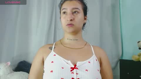 Evah Lee online show from February 17, 10:47 am