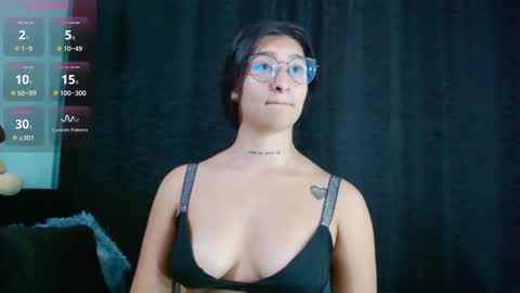 Evah Lee online show from October 26, 5:19 am