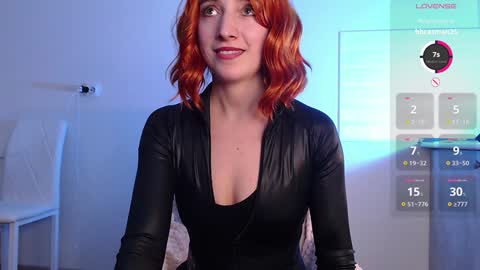 Snapshot of evahailey_ chatting on January 26, 7:53 am Eva online show from January 26, 7:53 am