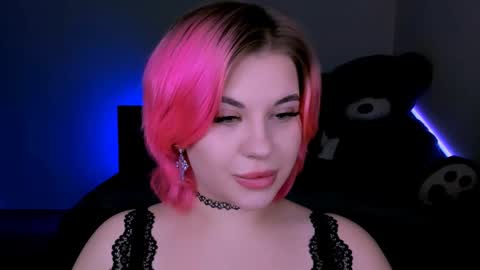 Eva online show from March 6, 10:15 pm