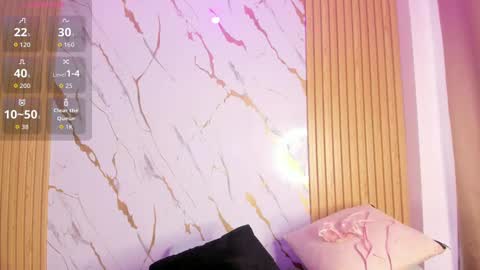 EvaJohnss online show from October 4, 2:04 pm