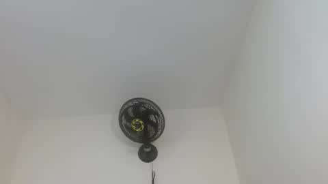 Eva Mills online show from January 16, 9:13 pm