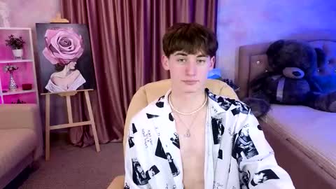 Evan online show from February 18, 9:25 pm