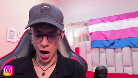 evan_smitt1 online show from September 30, 4:23 am