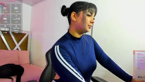 evangeliine_tay online show from April 4, 11:39 am