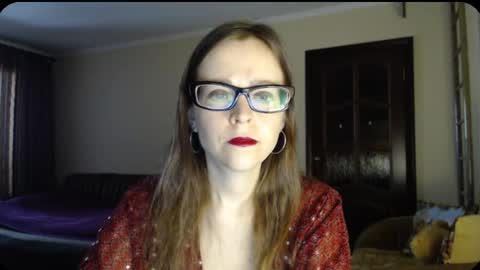 Snapshot of evangeline06 chatting on March 3, 8:38 am YourMistress online show from March 3, 8:38 am