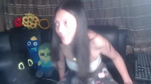 evangeline_petite online show from February 3, 3:15 am