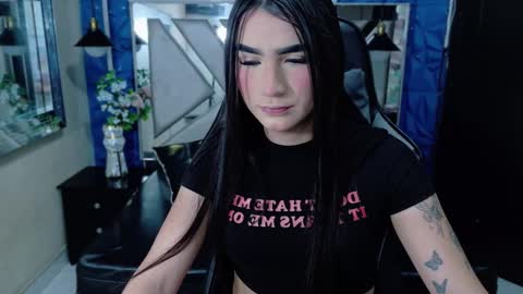 evangeline_star1 online show from December 3, 1:45 pm