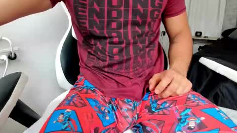 Evan online show from November 6, 1:36 pm