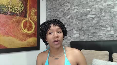 Snapshot of evans_susana chatting on March 1, 12:01 pm Evan and Susan online show from March 1, 12:01 pm