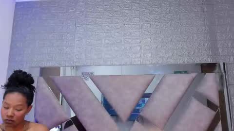 Snapshot of evans_susana chatting on September 29, 4:39 pm Evan and Susan online show from September 29, 4:39 pm