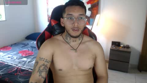   online show from February 22, 9:06 pm