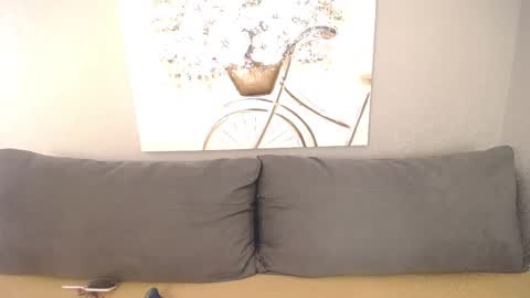 Snapshot of evarey_ chatting on September 19, 4:38 am Adelina online show from September 19, 4:38 am