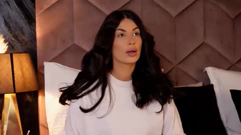 EvaRhea online show from September 29, 2:54 am