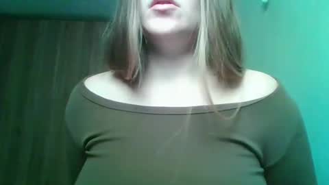 evasapples2026 online show from March 6, 10:53 pm