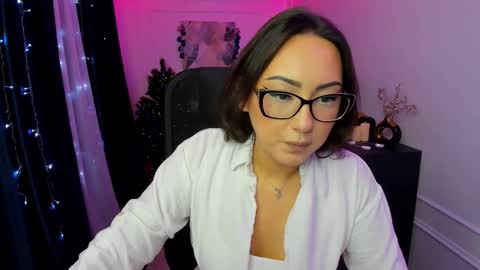 evasarazardje online show from December 19, 11:17 am