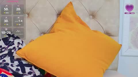 evasinclairr online show from January 6, 5:11 am