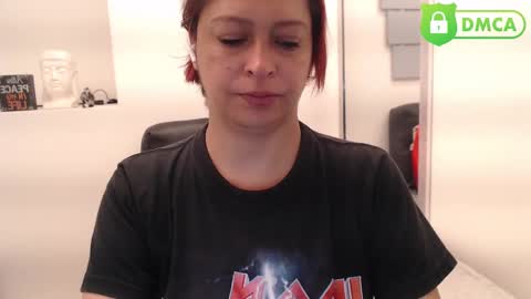 Snapshot of evatwiss chatting on October 4, 12:03 pm Eva Twiss online show from October 4, 12:03 pm