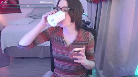 Vivi online show from February 27, 2:25 am