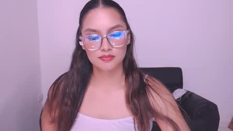 Snapshot of eve_rox18 chatting on December 24, 8:11 am Eve Rox18 online show from December 24, 8:11 am