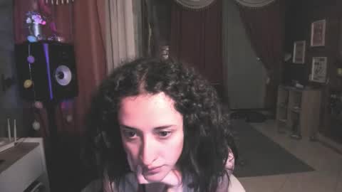 Snapshot of evee_uwu chatting on October 3, 2:53 am Eve Jane online show from October 3, 2:53 am
