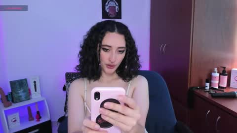 Snapshot of evee_uwu chatting on January 30, 7:48 pm Eve Jane online show from January 30, 7:48 pm