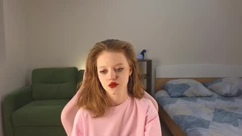 Eveleen online show from October 2, 1:10 pm