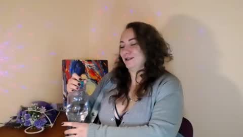 Snapshot of evelineli chatting on February 22, 2:41 pm Lydia online show from February 22, 2:41 pm