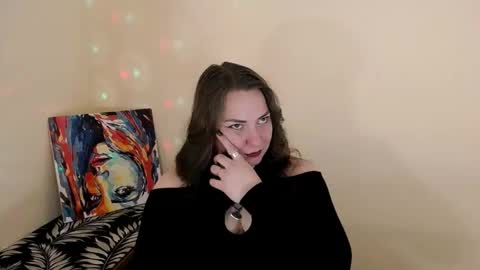 Snapshot of evelineli chatting on October 3, 11:02 pm Lydia online show from October 3, 11:02 pm