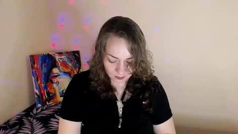 Snapshot of evelineli chatting on September 18, 5:39 pm Lydia online show from September 18, 5:39 pm