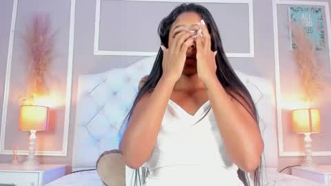 evelyn ebony online show from December 29, 1:45 am